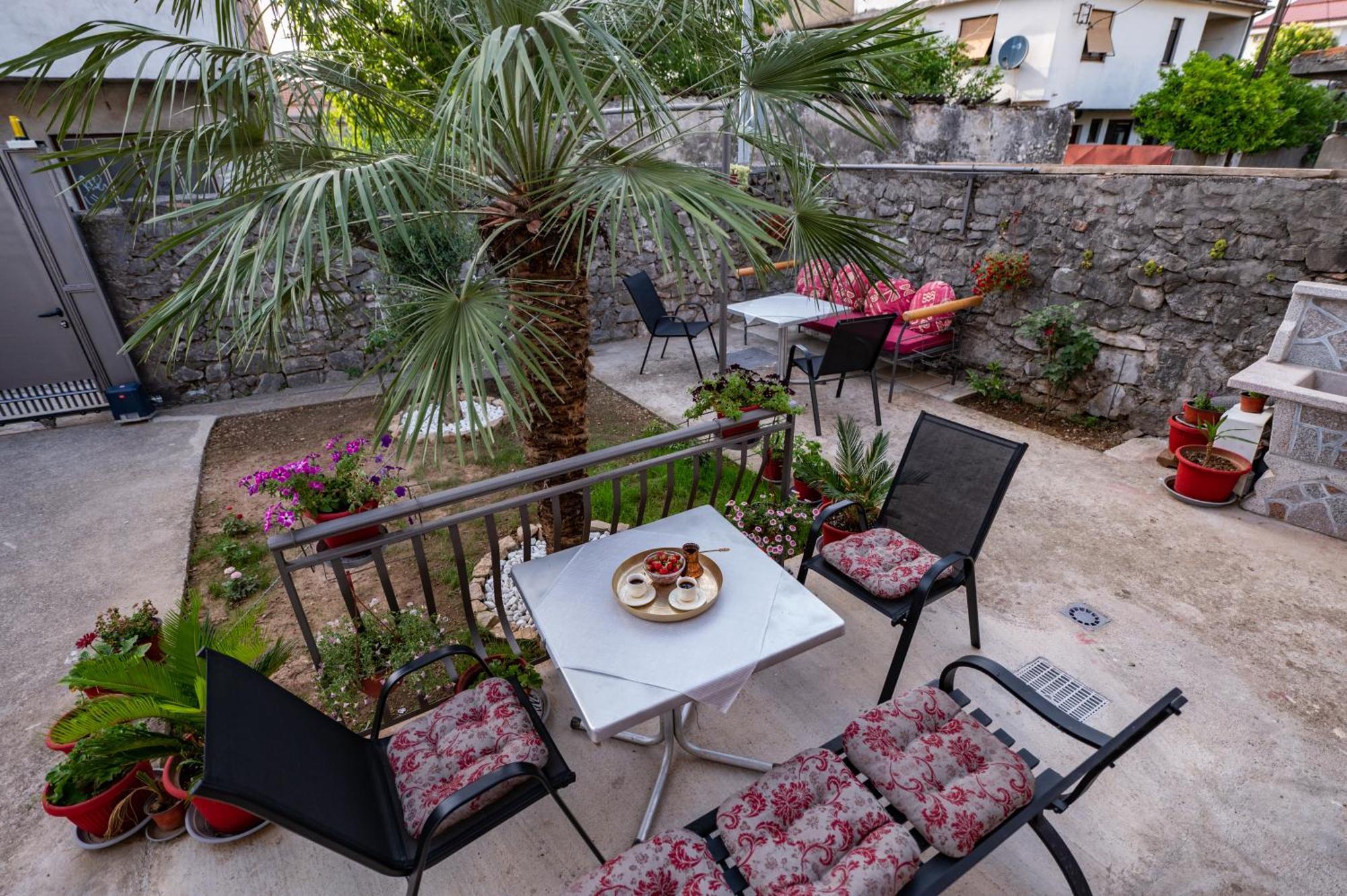 Apartmani Kaan Ποντγορίτσα Εξωτερικό φωτογραφία