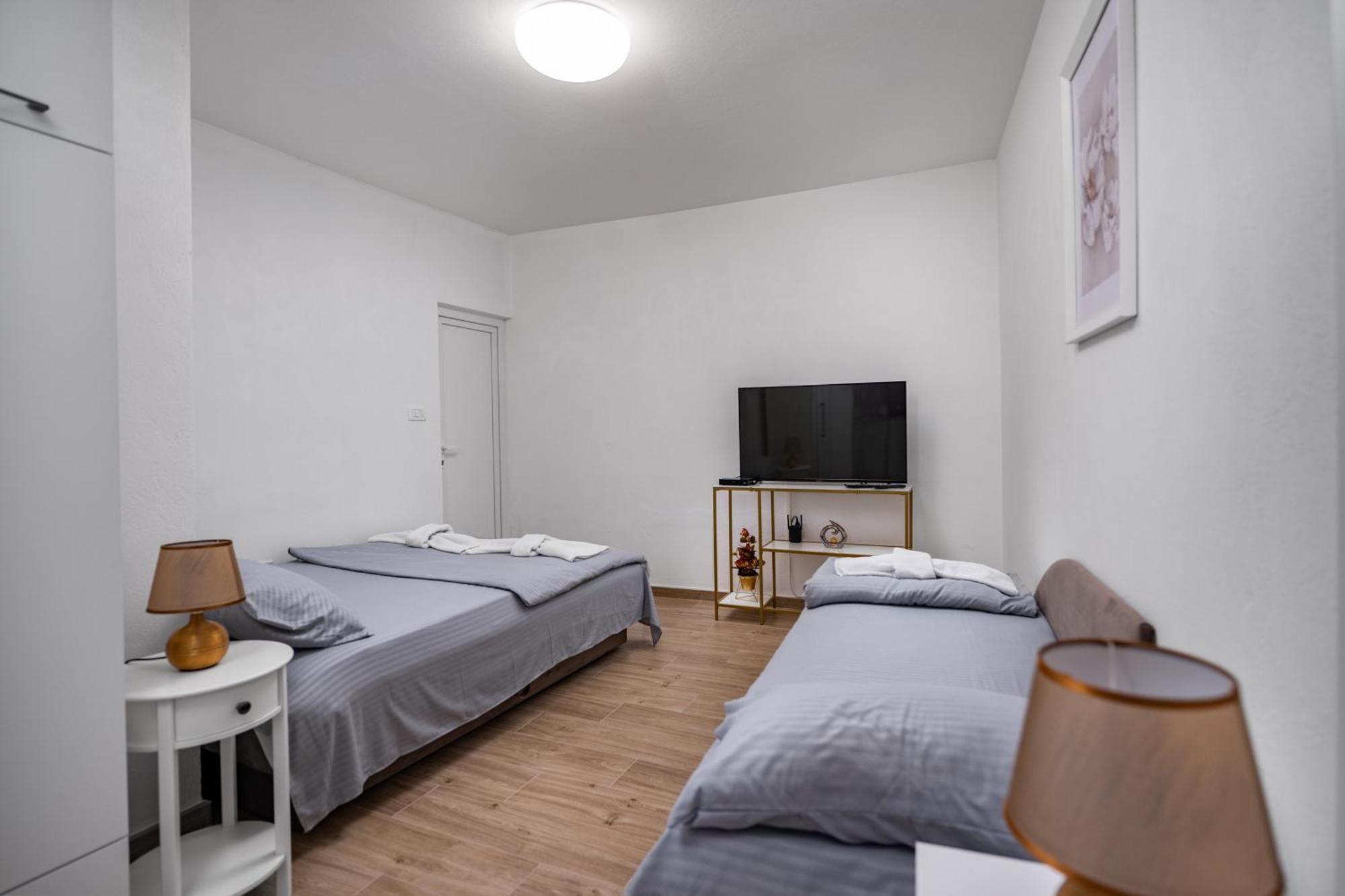 Apartmani Kaan Ποντγορίτσα Εξωτερικό φωτογραφία