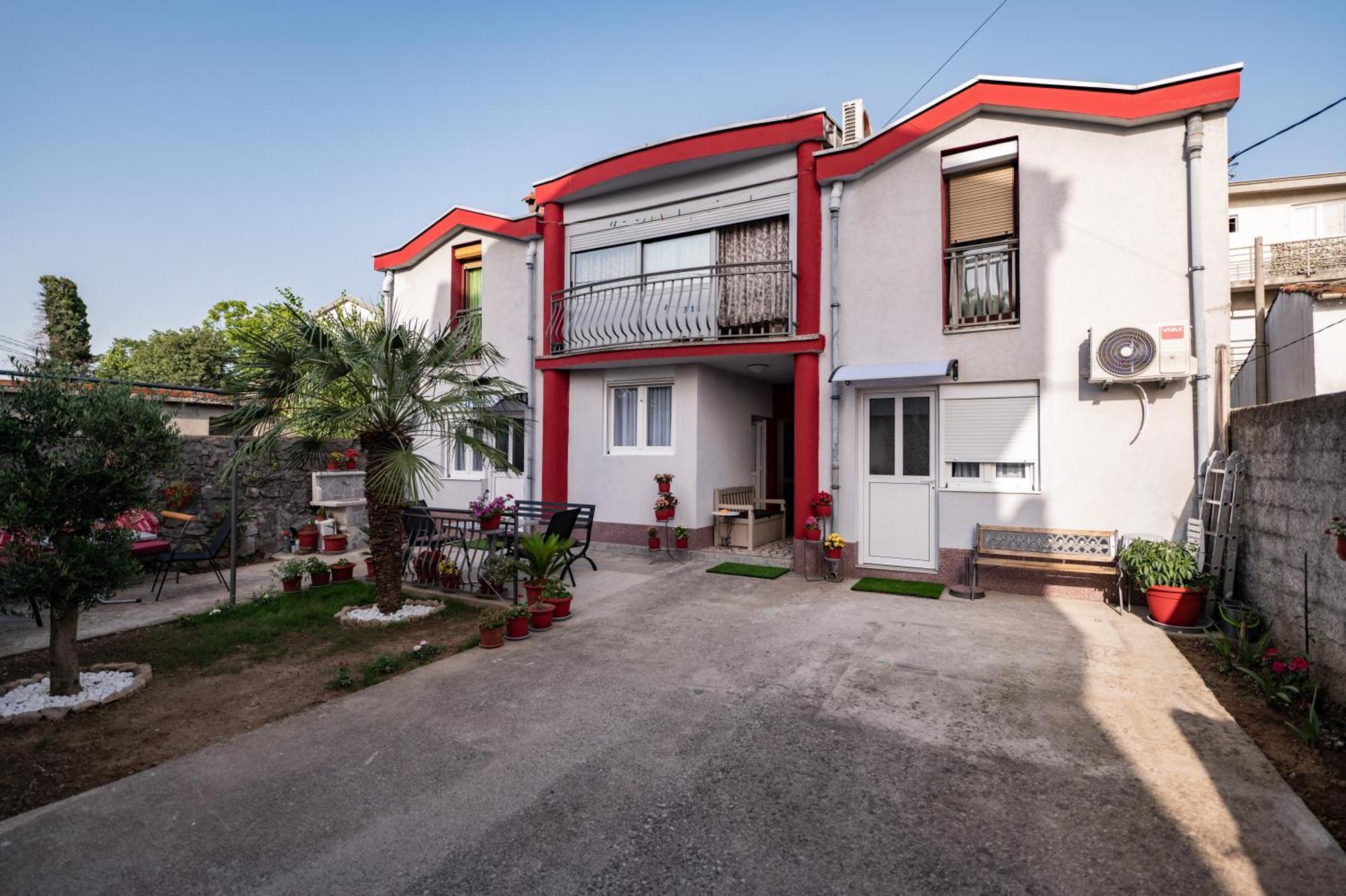 Apartmani Kaan Ποντγορίτσα Εξωτερικό φωτογραφία