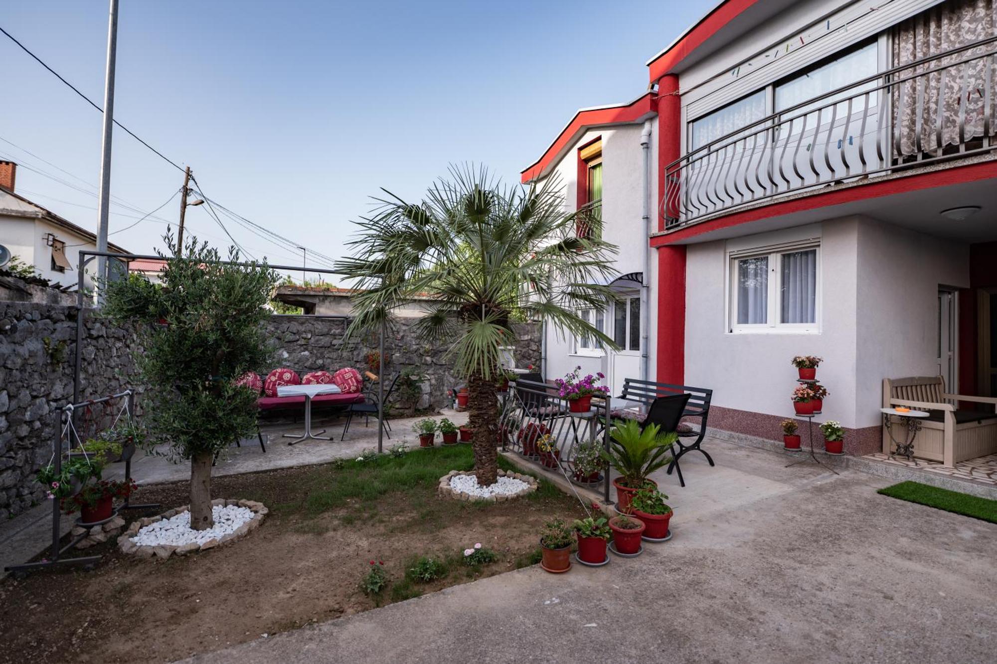 Apartmani Kaan Ποντγορίτσα Εξωτερικό φωτογραφία